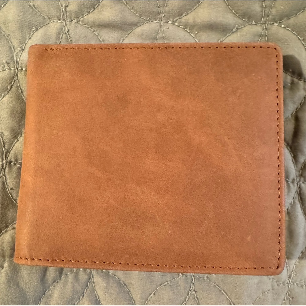Elegant Tan Leather Card Holder